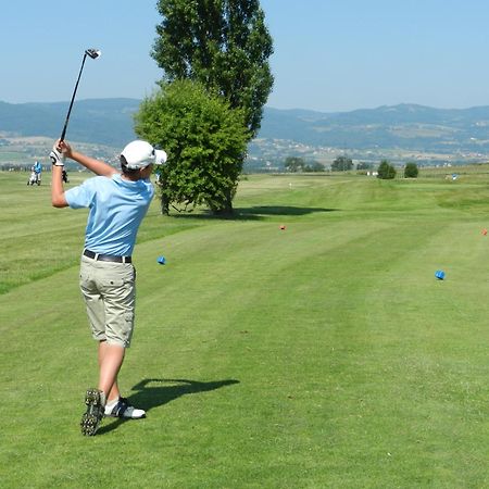 Chateau De Champlong Table Hotel **** Golf & Spa Villerest  Exterior foto