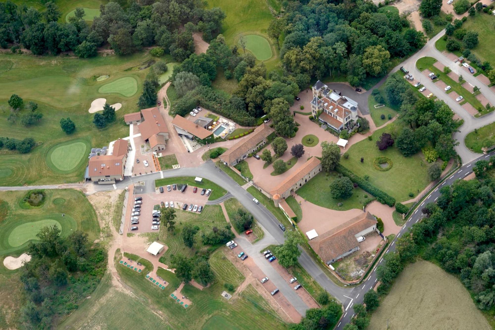 Chateau De Champlong Table Hotel **** Golf & Spa Villerest  Exterior foto