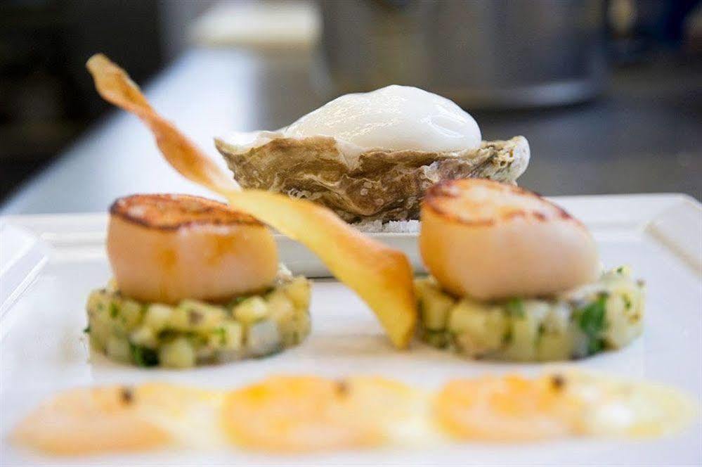 Chateau De Champlong Table Hotel **** Golf & Spa Villerest  Exterior foto